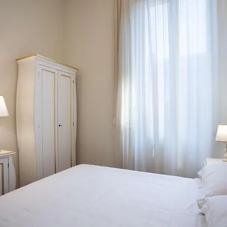 Palazzo Galletti Abbiosi Otel 3*