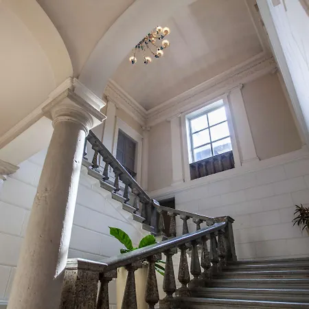 Palazzo Galletti Abbiosi فندق 3*