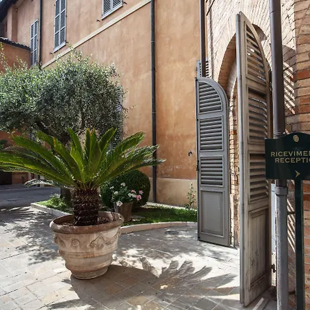 Palazzo Galletti Abbiosi 3*