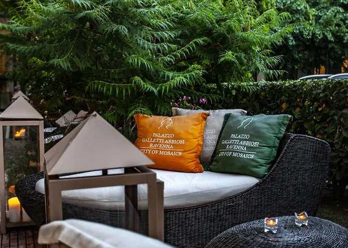 Palazzo Galletti Abbiosi 3*